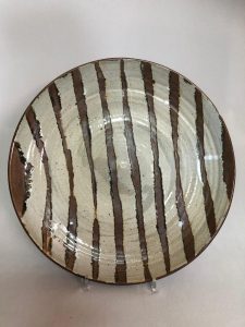 צלחת קרמיקה מעוטרת קוטר 43