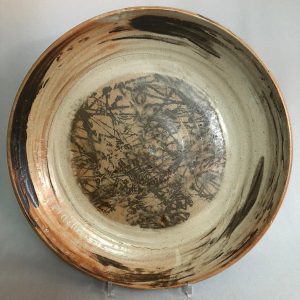 צלחת קרמיקה מעוטרת 36